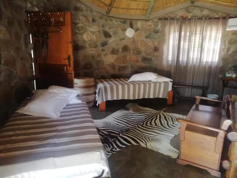 호에드스프뤼트 Shumba Safari Bush Camp 빌라 외부 사진