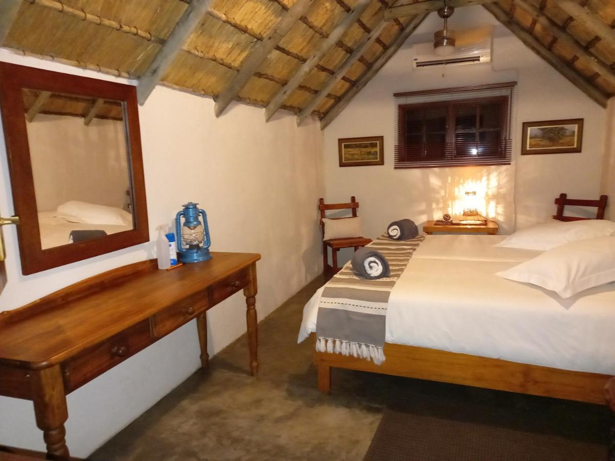 호에드스프뤼트 Shumba Safari Bush Camp 빌라 외부 사진