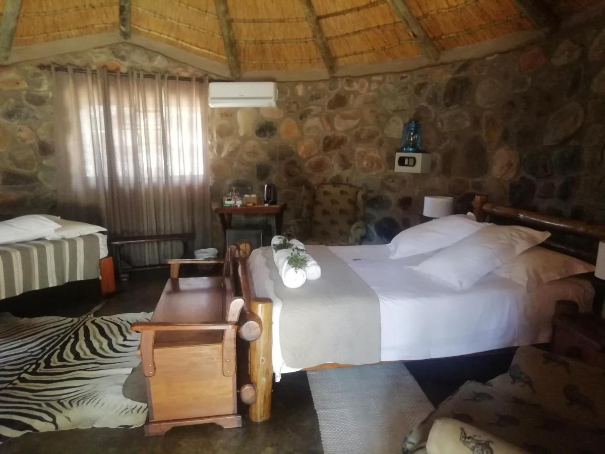 호에드스프뤼트 Shumba Safari Bush Camp 빌라 외부 사진